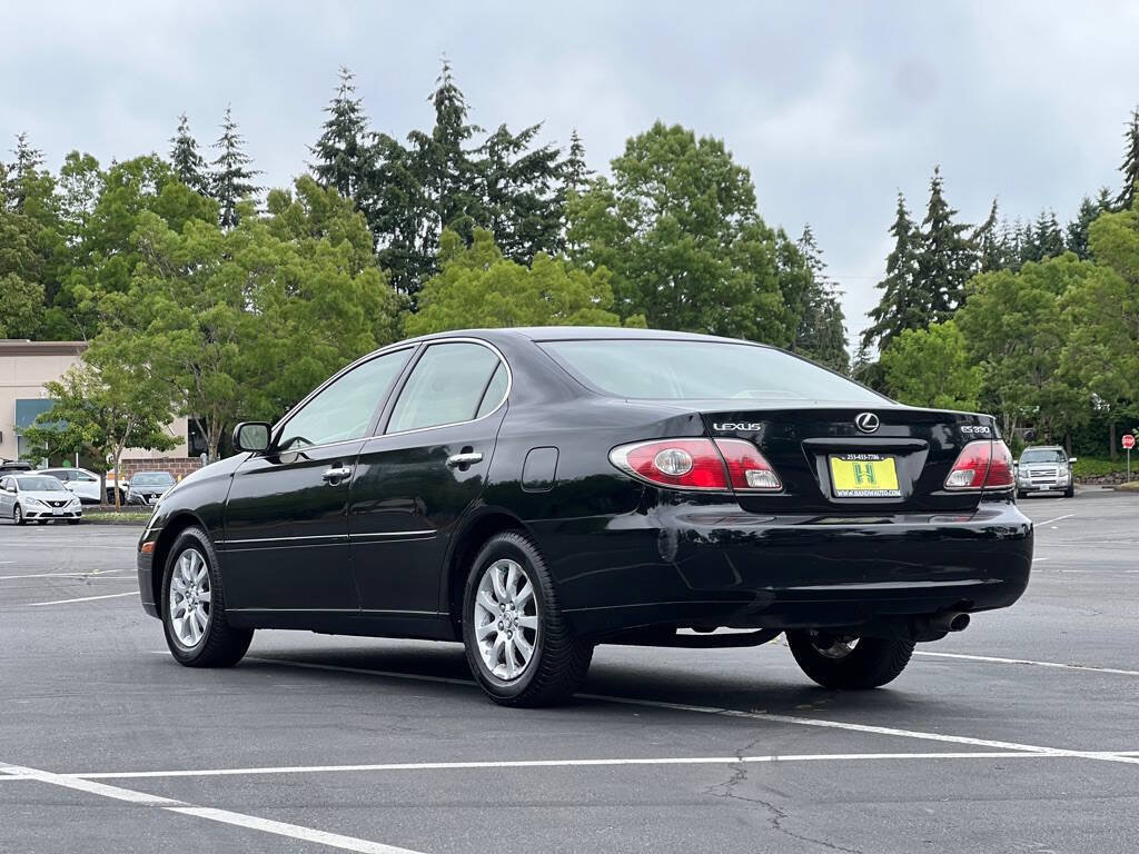 Used 2004 Lexus ES 330 FWD image 3