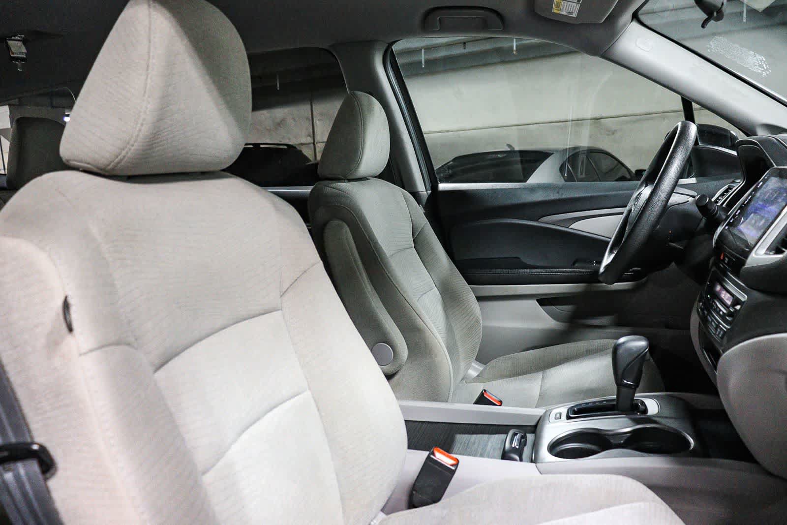 Used 2018 Honda Pilot EX image 16