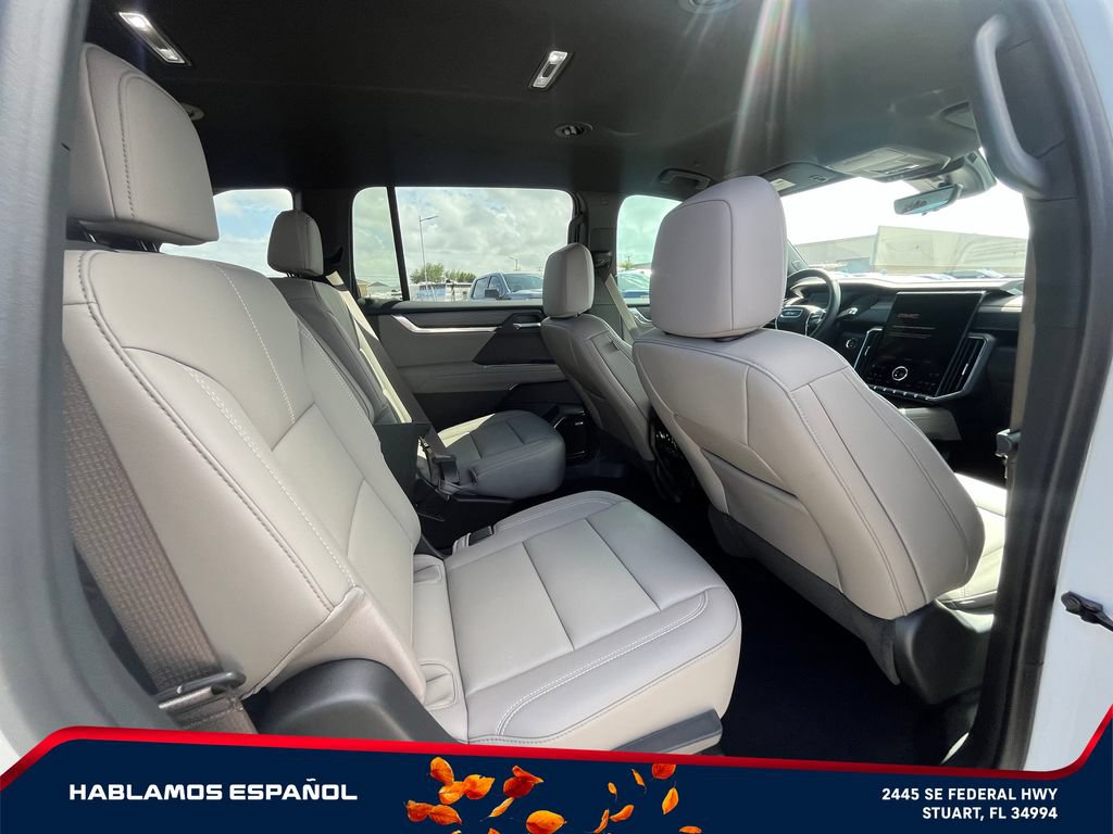 New 2026 GMC Acadia Elevation w/ Black Edition FWD image 19