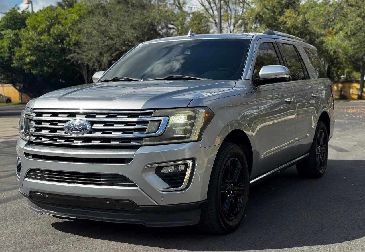 Used 2020 Ford Expedition Limited image 12