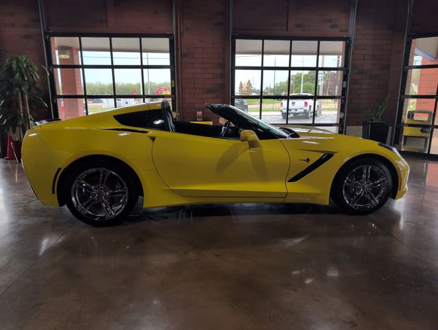 Used 2016 Chevrolet Corvette Stingray Coupe w/ 3LT Preferred Equipment Group RWD image 10