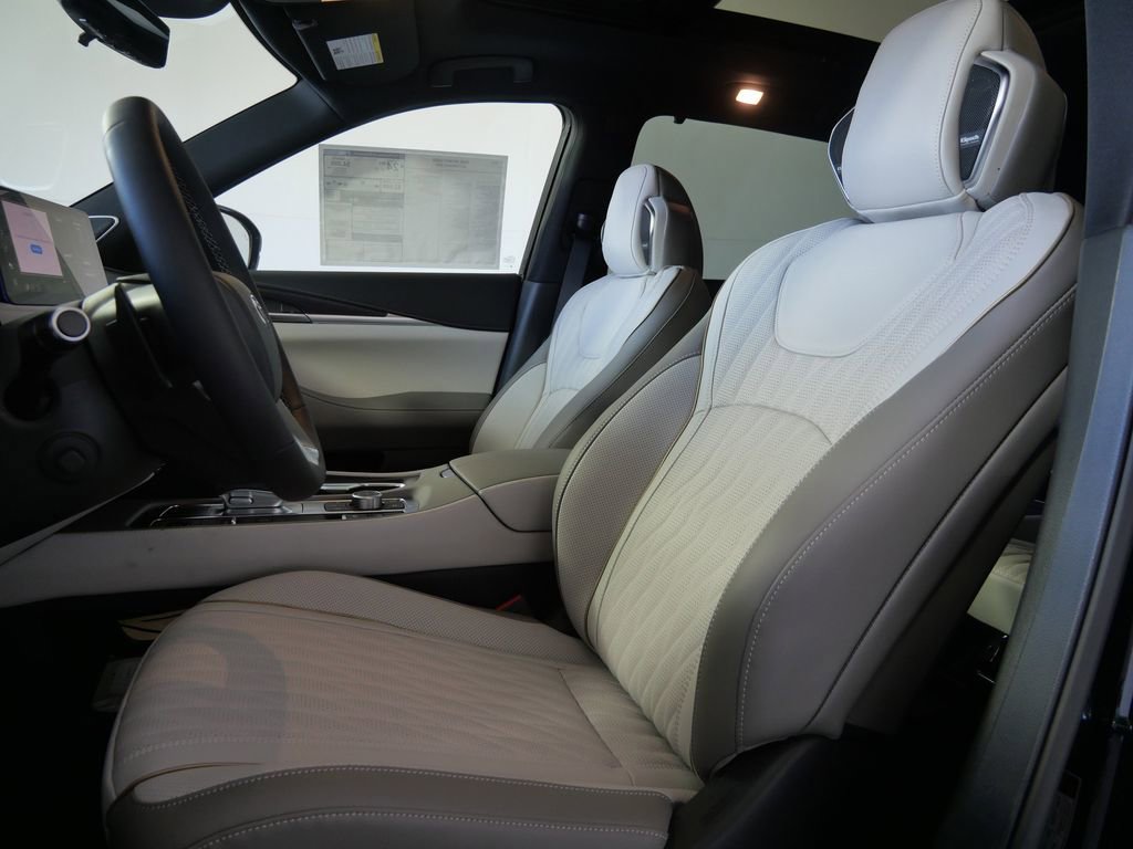 New 2026 INFINITI QX60 Autograph w/ Dark Cargo Package image 11
