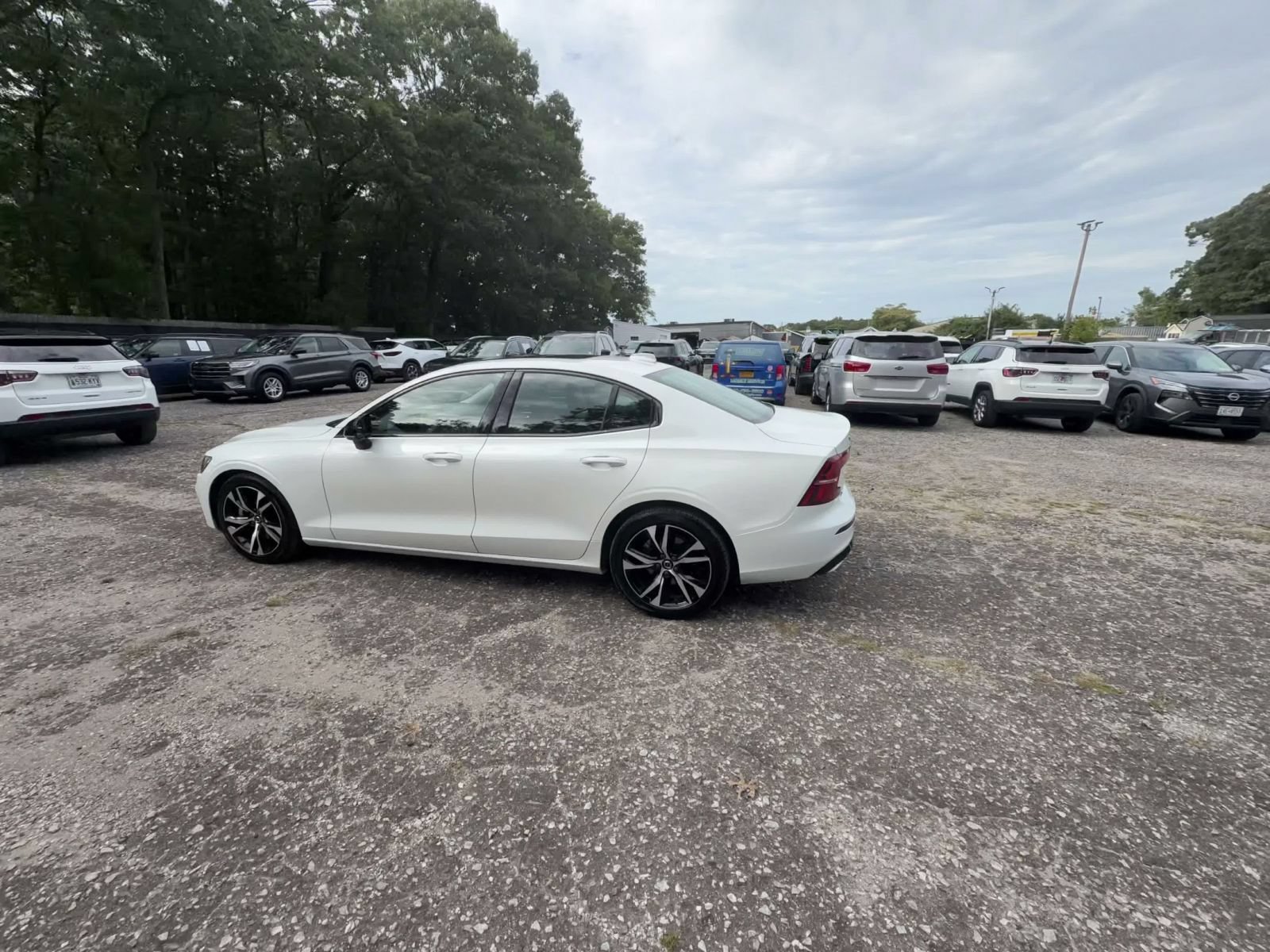 Used 2025 Volvo S60 B5 Core AWD/4WD image 13