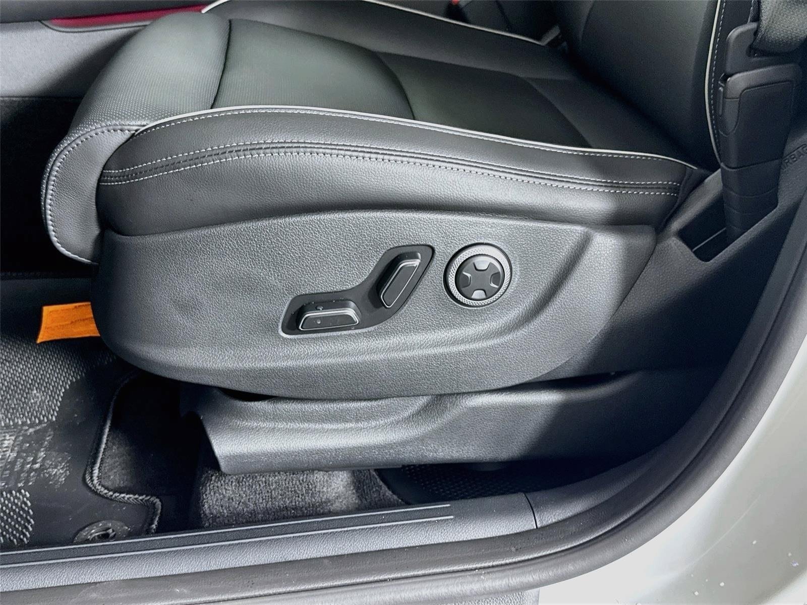 New 2027 Genesis GV70 2.5T Advanced AWD/4WD image 22