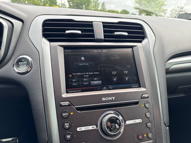Used 2016 Ford Fusion Titanium AWD/4WD image 22
