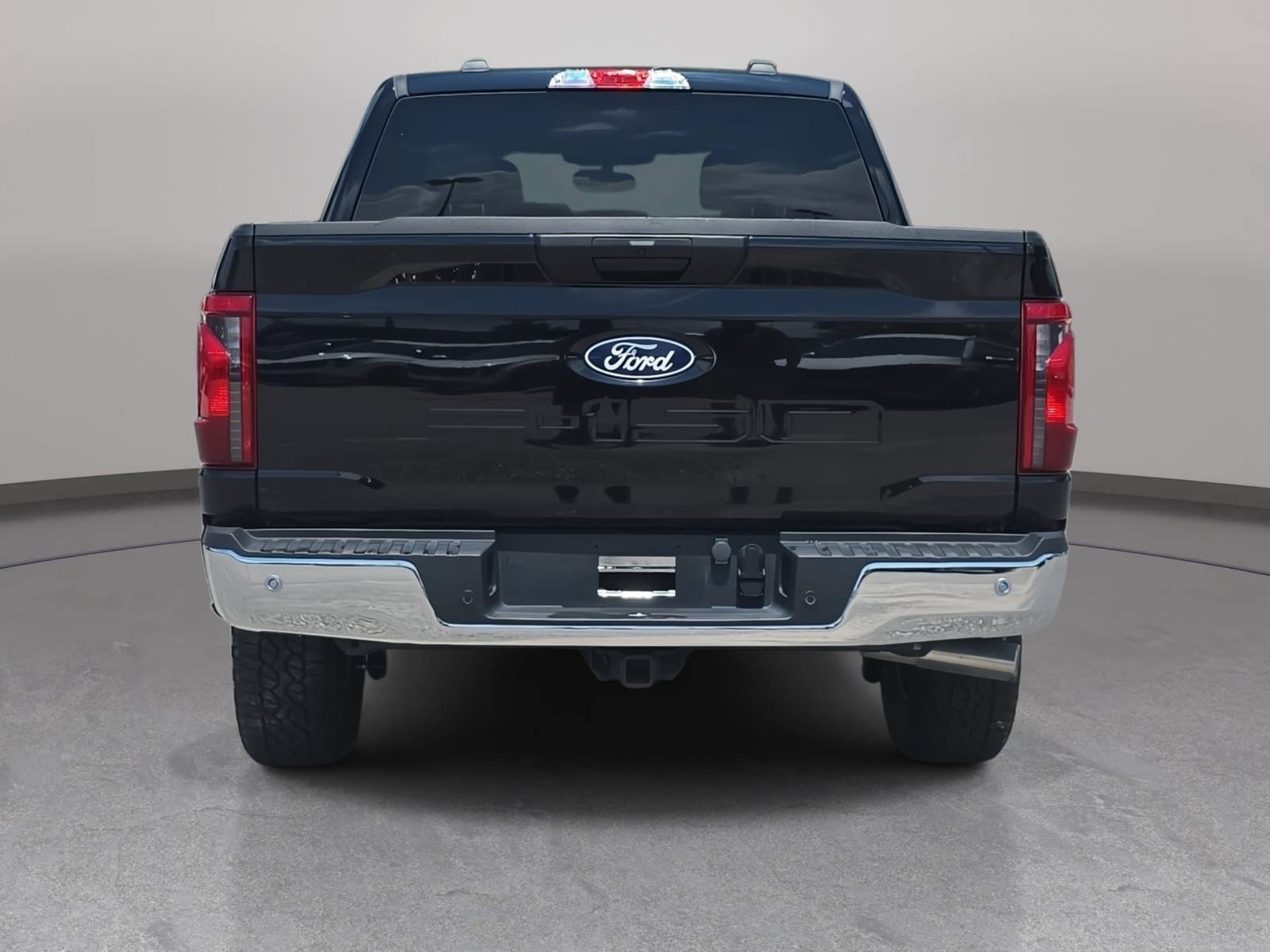 Used 2025 Ford F150 XLT w/ Equipment Group 301A Standard AWD/4WD image 6