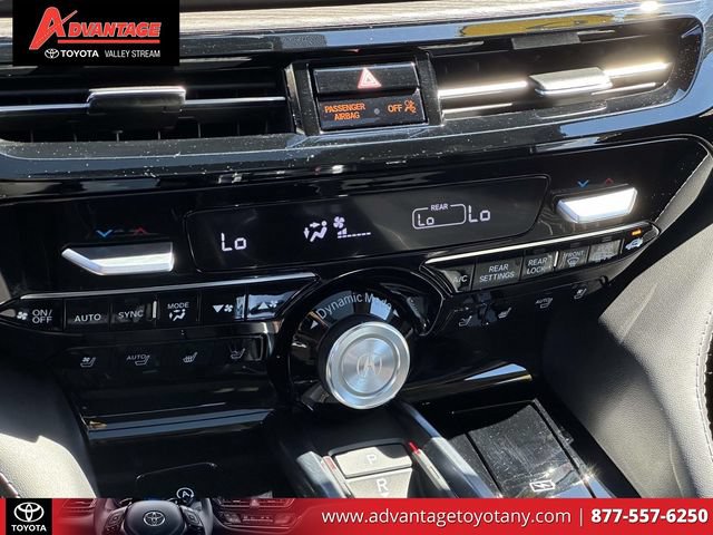 Used 2025 Acura MDX SH-AWD w/ Advance Package image 37