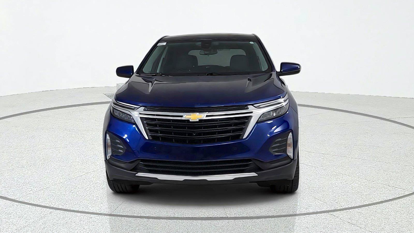 Used 2023 Chevrolet Equinox LT FWD image 2