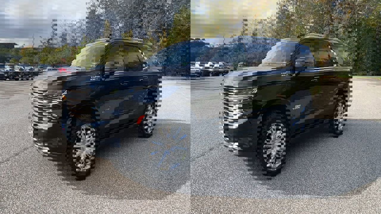 Used 2021 Chevrolet Tahoe High Country w/ Premium Package image 5