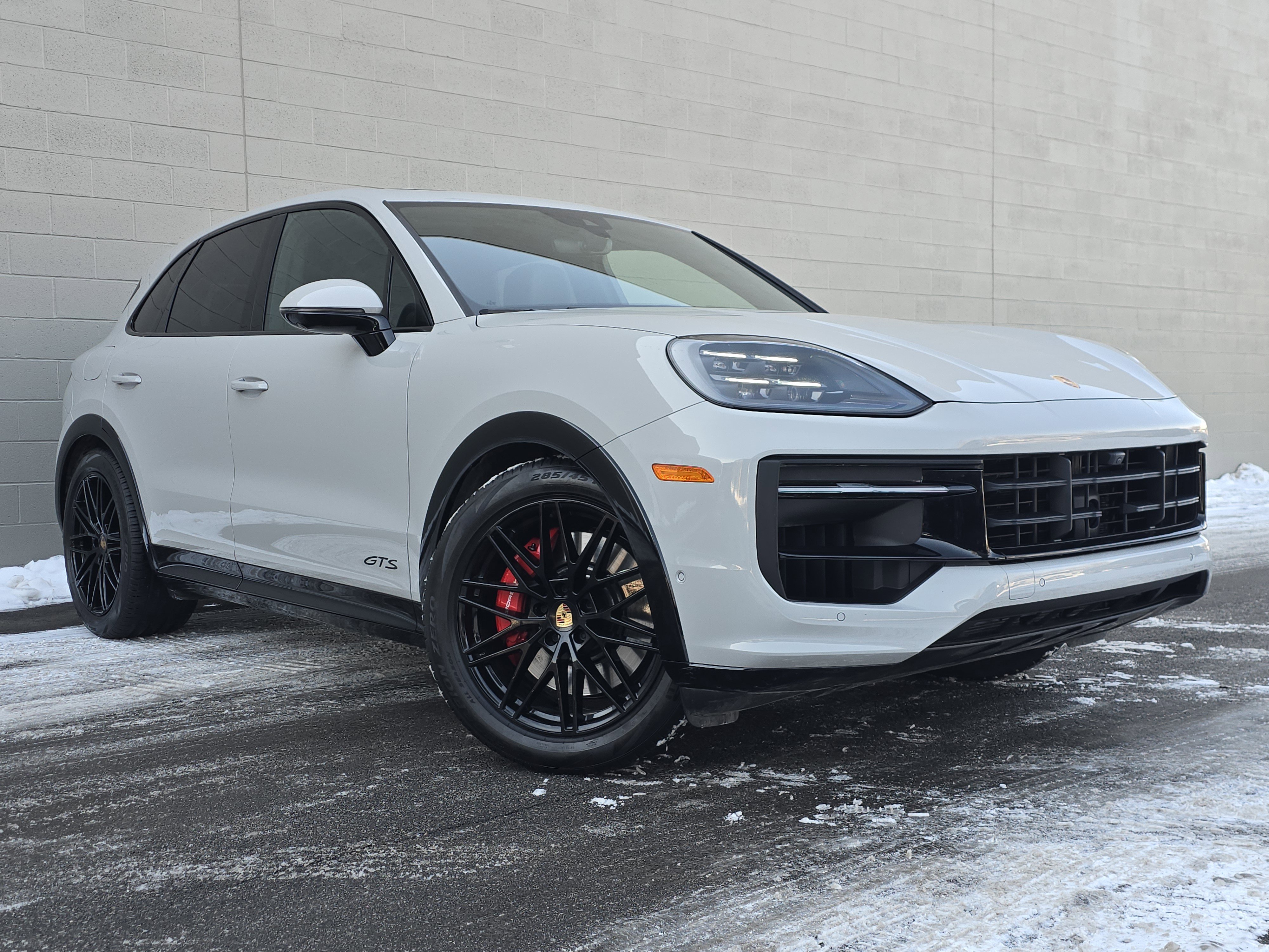 Certified 2025 Porsche Cayenne GTS image 7