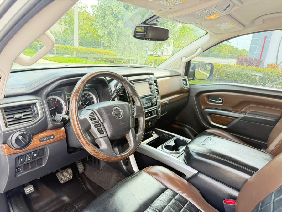 Used 2017 Nissan Titan Platinum Reserve RWD image 8
