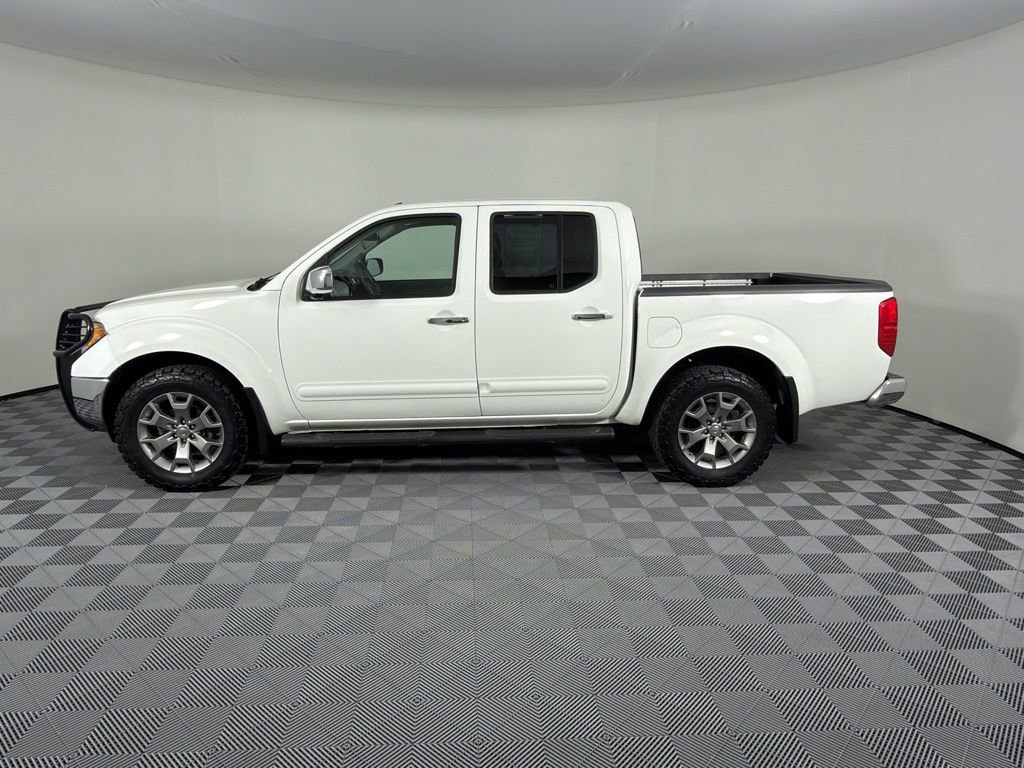 Used 2019 Nissan Frontier SL image 5