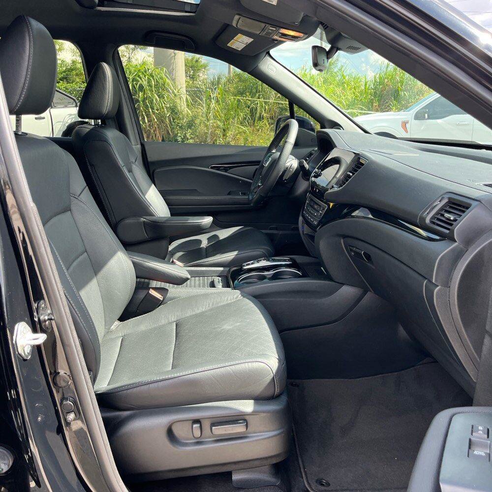 Used 2023 Honda Passport Elite image 5