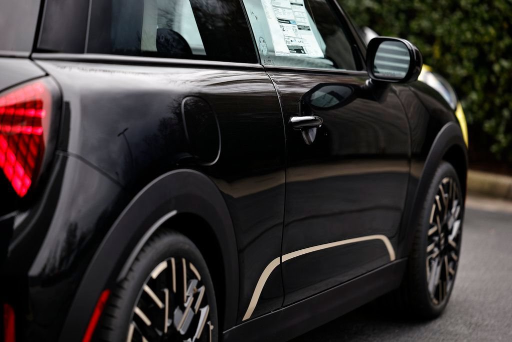 New 2026 MINI Cooper 2-Door Hardtop FWD image 8