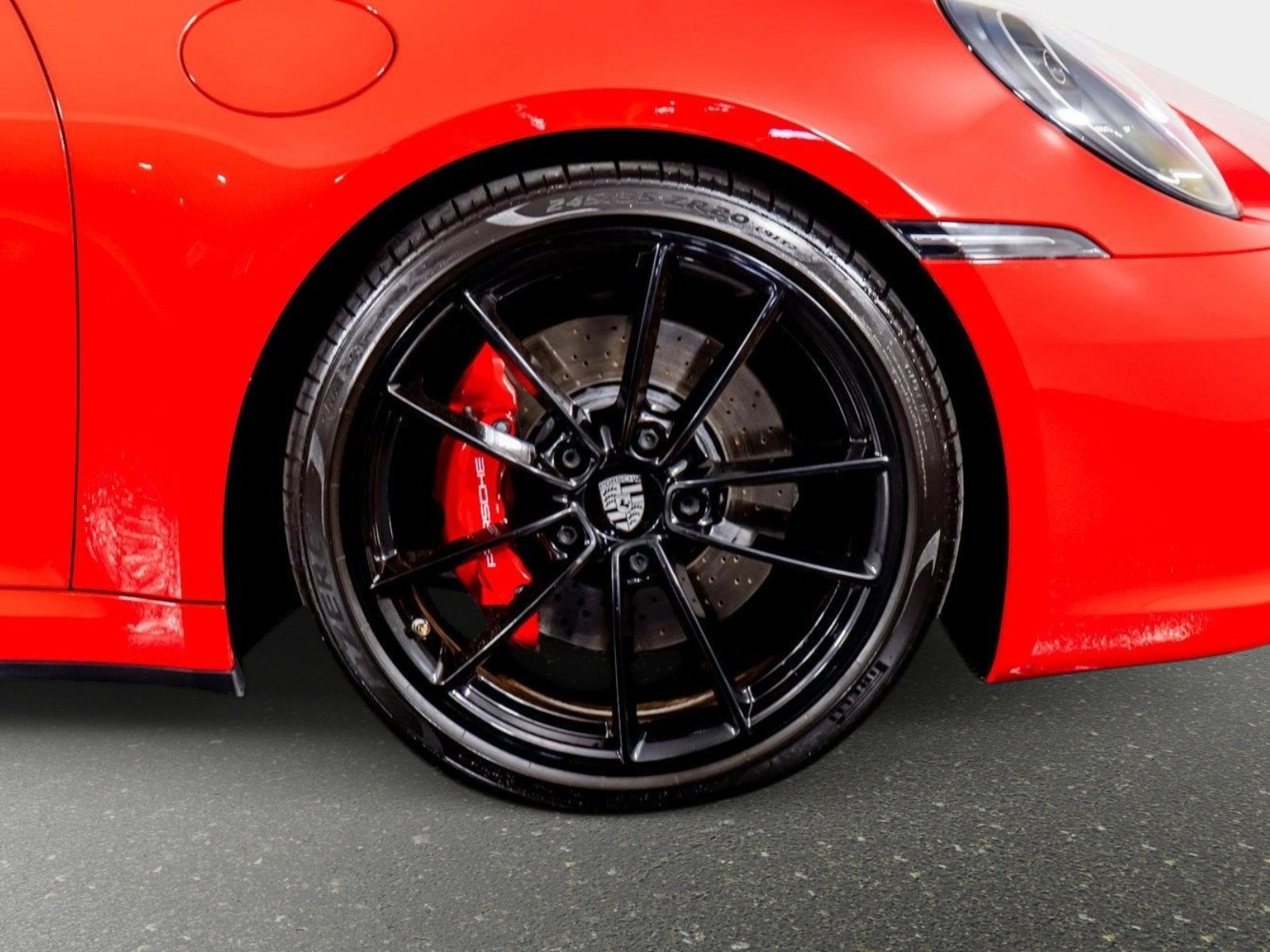 Used 2020 Porsche 911 Carrera 4S w/ Sport Package image 7