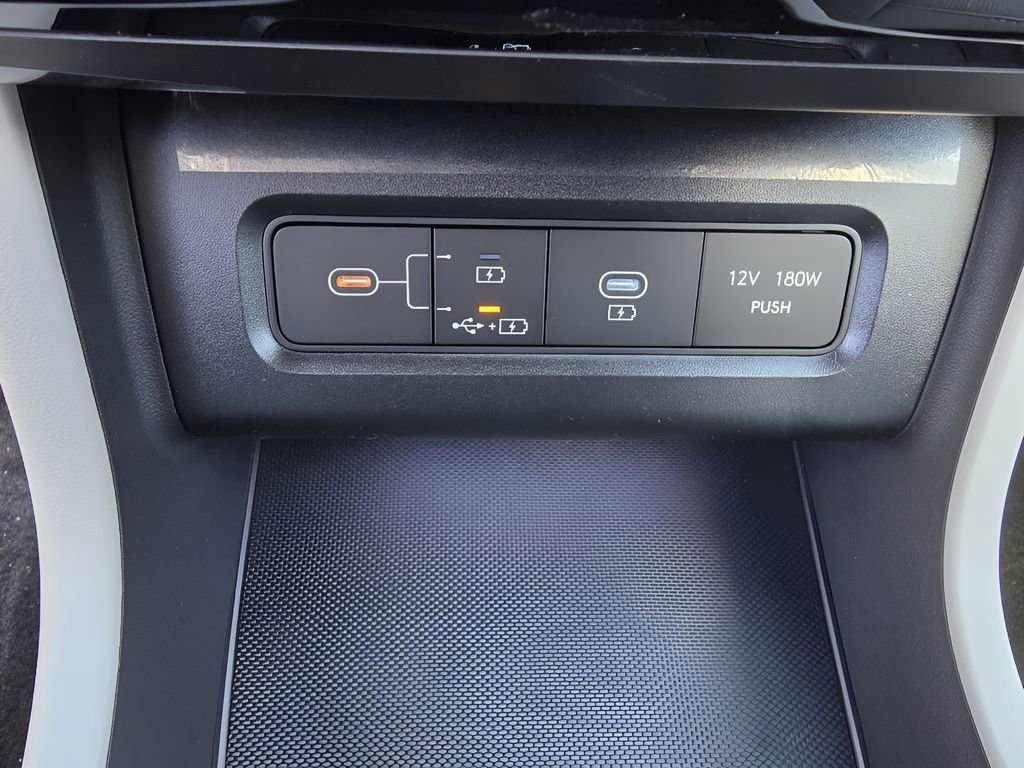 New 2026 Hyundai Tucson Limited image 22