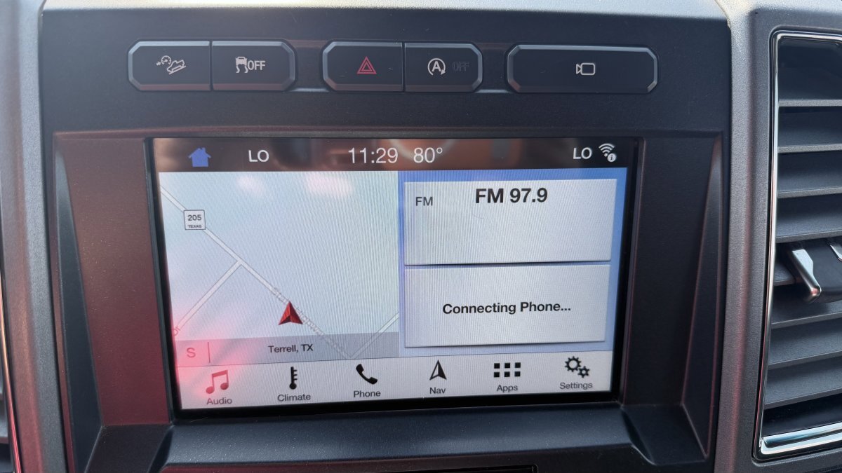 Used 2017 Ford F150 Raptor w/ Equipment Group 802A Luxury image 27