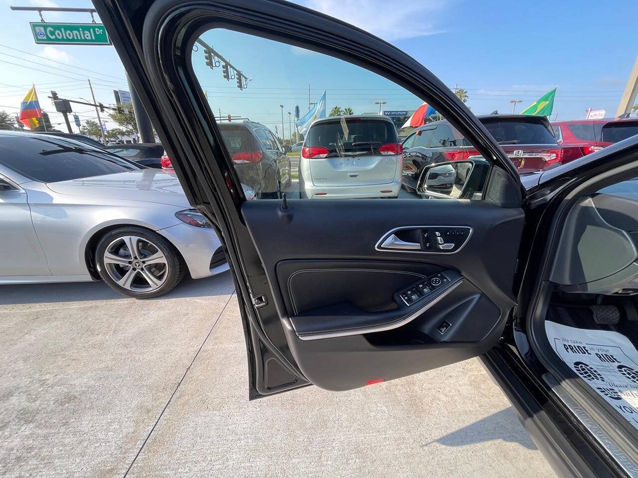 Used 2019 Mercedes-Benz GLA 250 4MATIC image 9