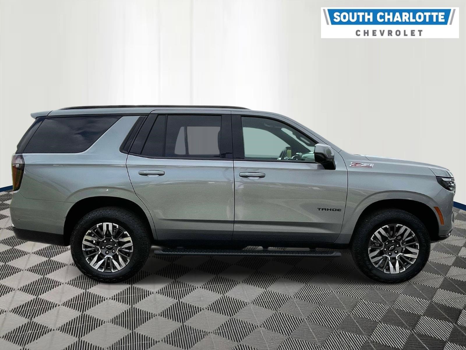 Used 2025 Chevrolet Tahoe Z71 AWD/4WD image 4