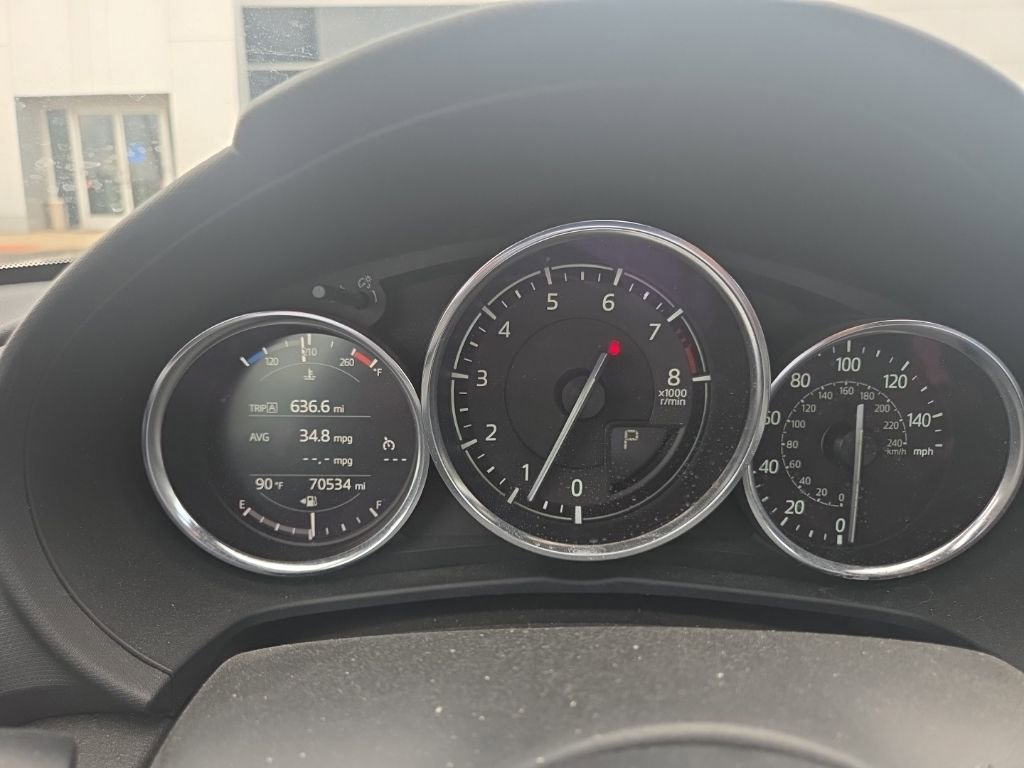 Used 2020 MAZDA MX-5 Miata RF Grand Touring RWD image 9