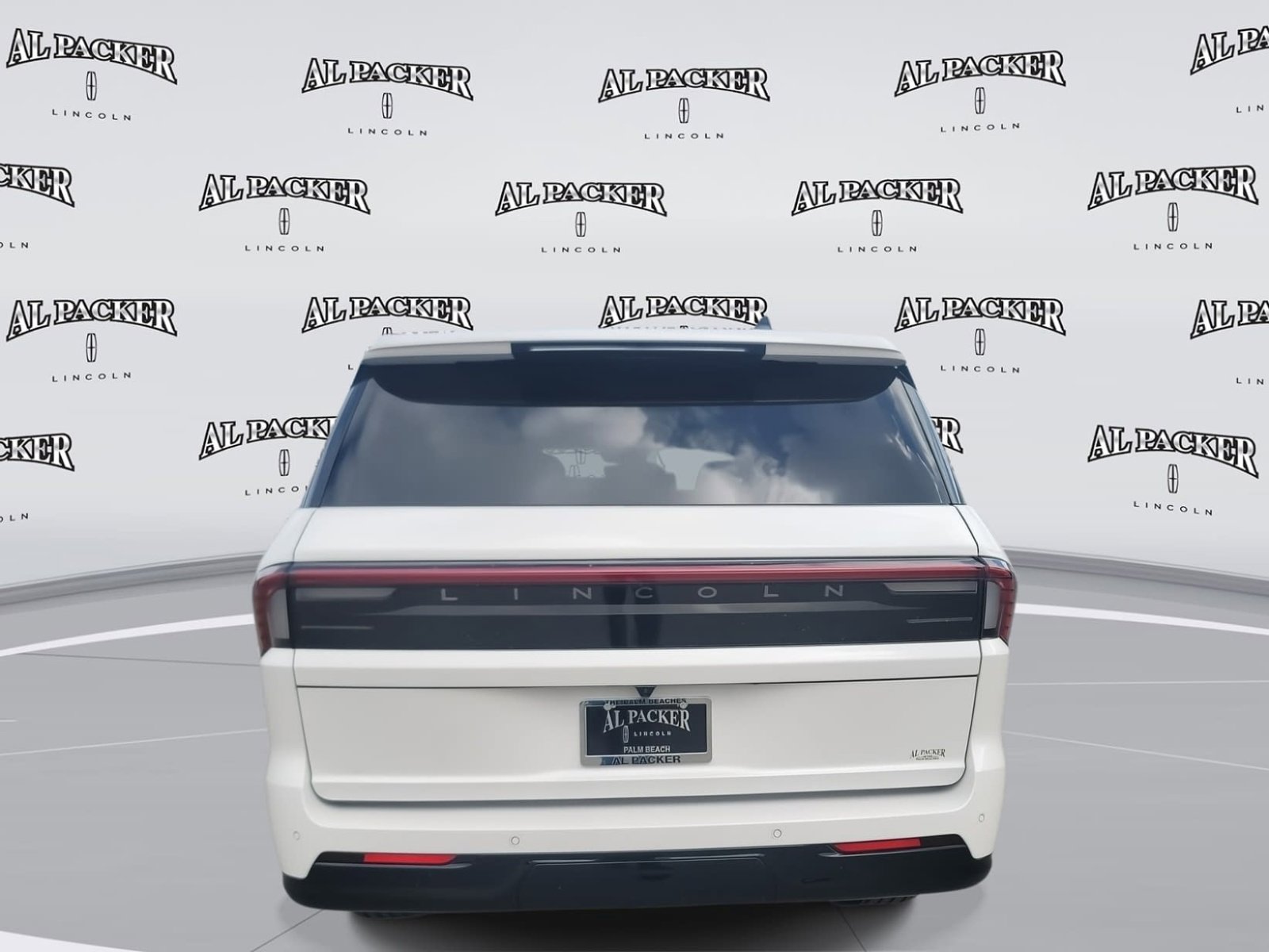 New 2026 Lincoln Navigator Reserve image 4
