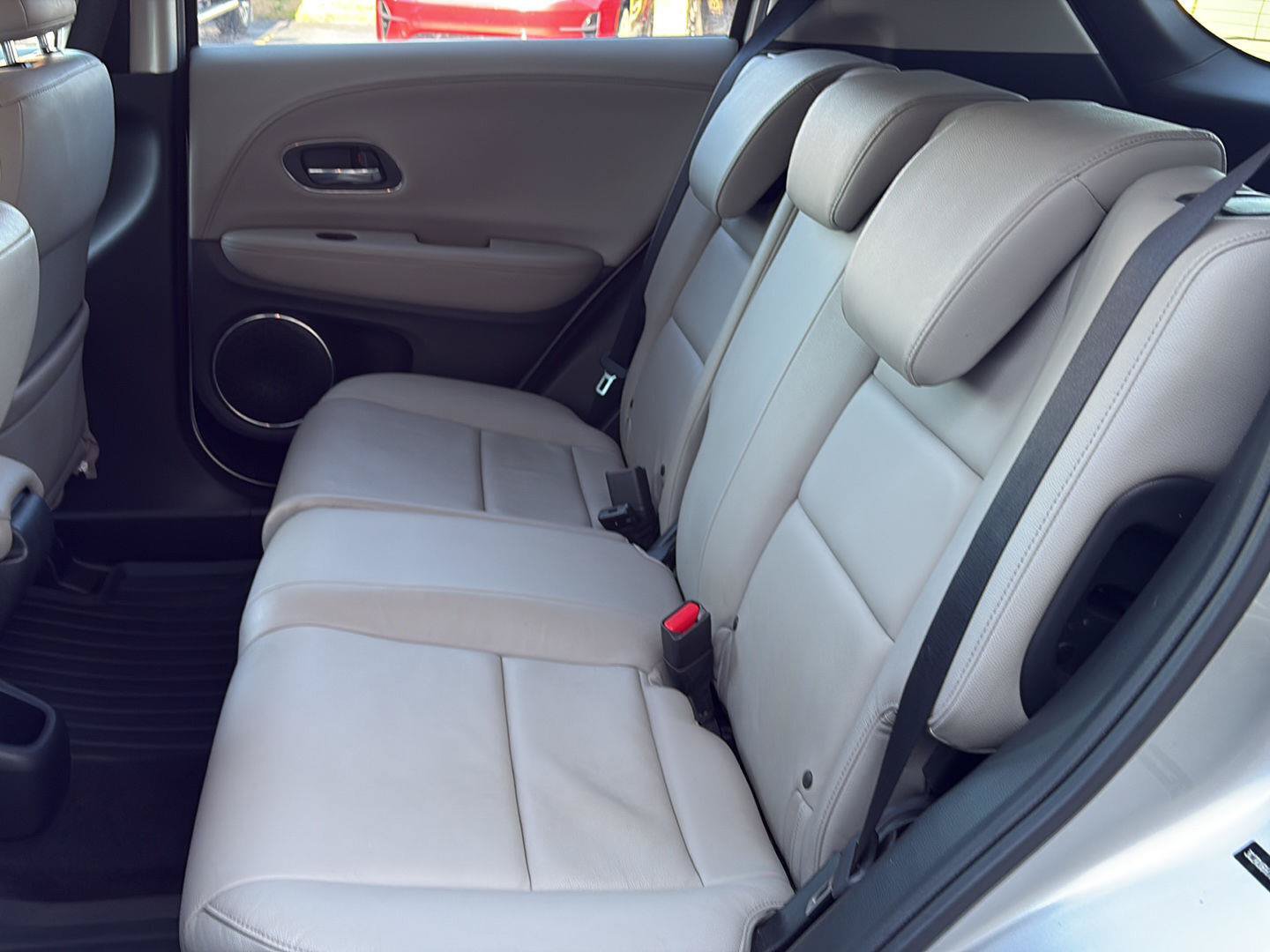 Used 2016 Honda HR-V EX-L image 29