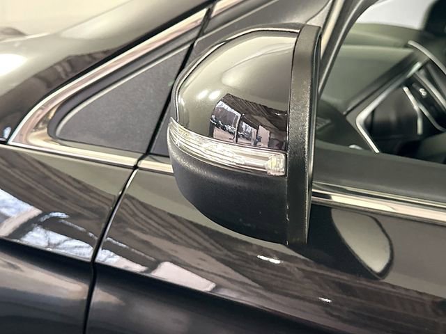 Used 2015 Ford Edge Titanium w/ Equipment Group 301A image 19