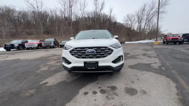 Used 2022 Ford Edge SEL w/ Convenience Package image 3