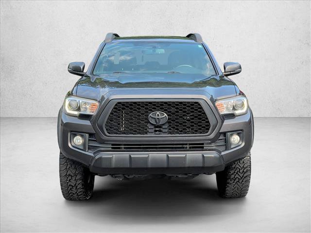 Used 2016 Toyota Tacoma TRD Off-Road w/ Premium & Technology Package AWD/4WD image 2