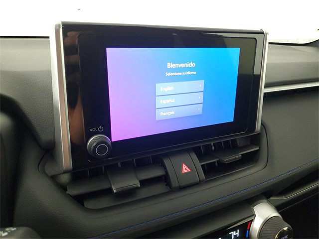 Used 2024 Toyota RAV4 SE image 29