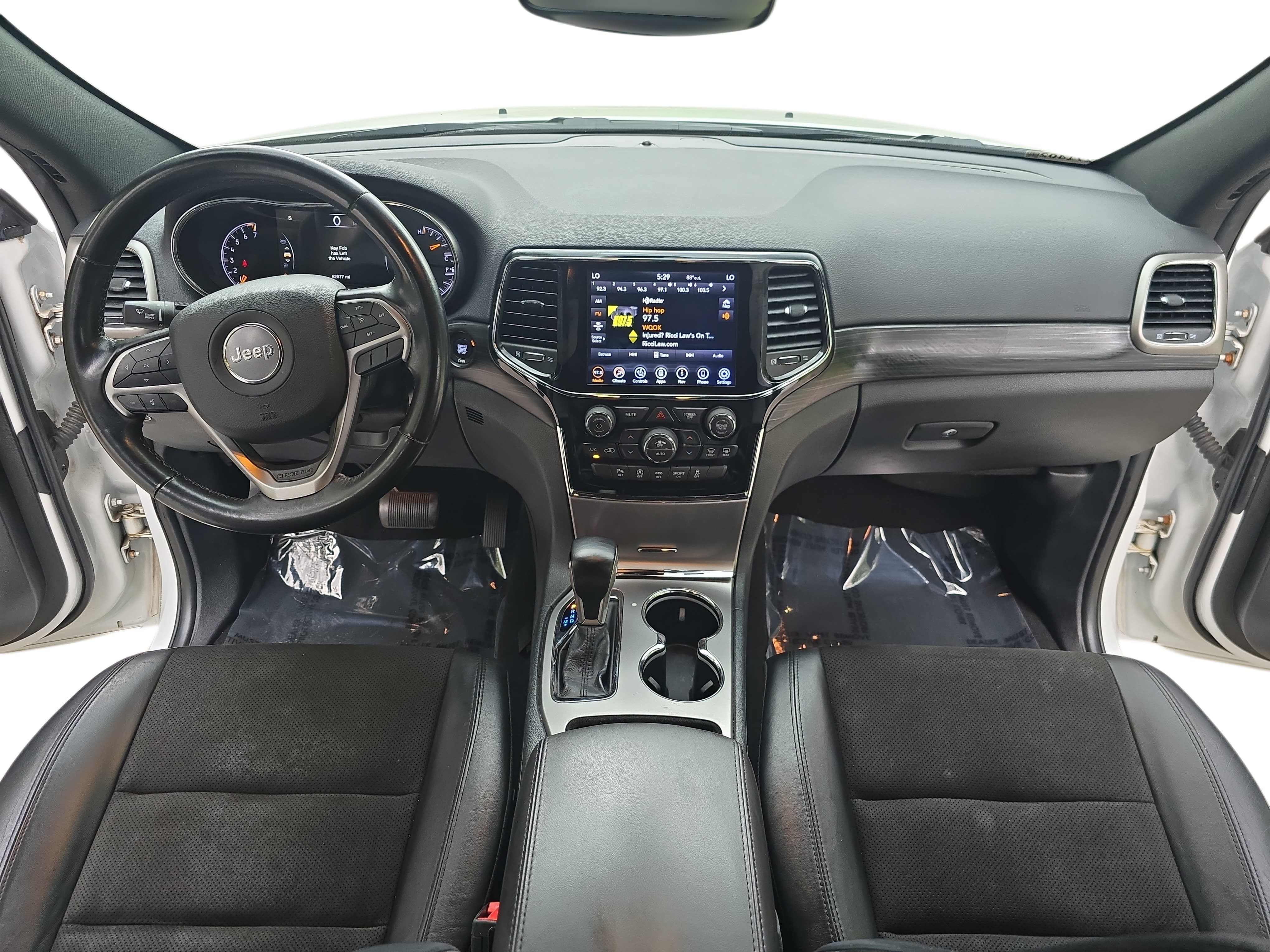 Used 2020 Jeep Grand Cherokee Altitude AWD/4WD image 9