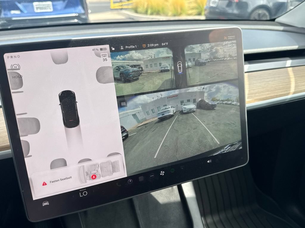 Used 2024 Tesla Model Y Long Range AWD/4WD image 25