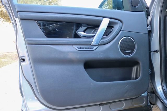 Used 2020 Land Rover Discovery Sport S image 13