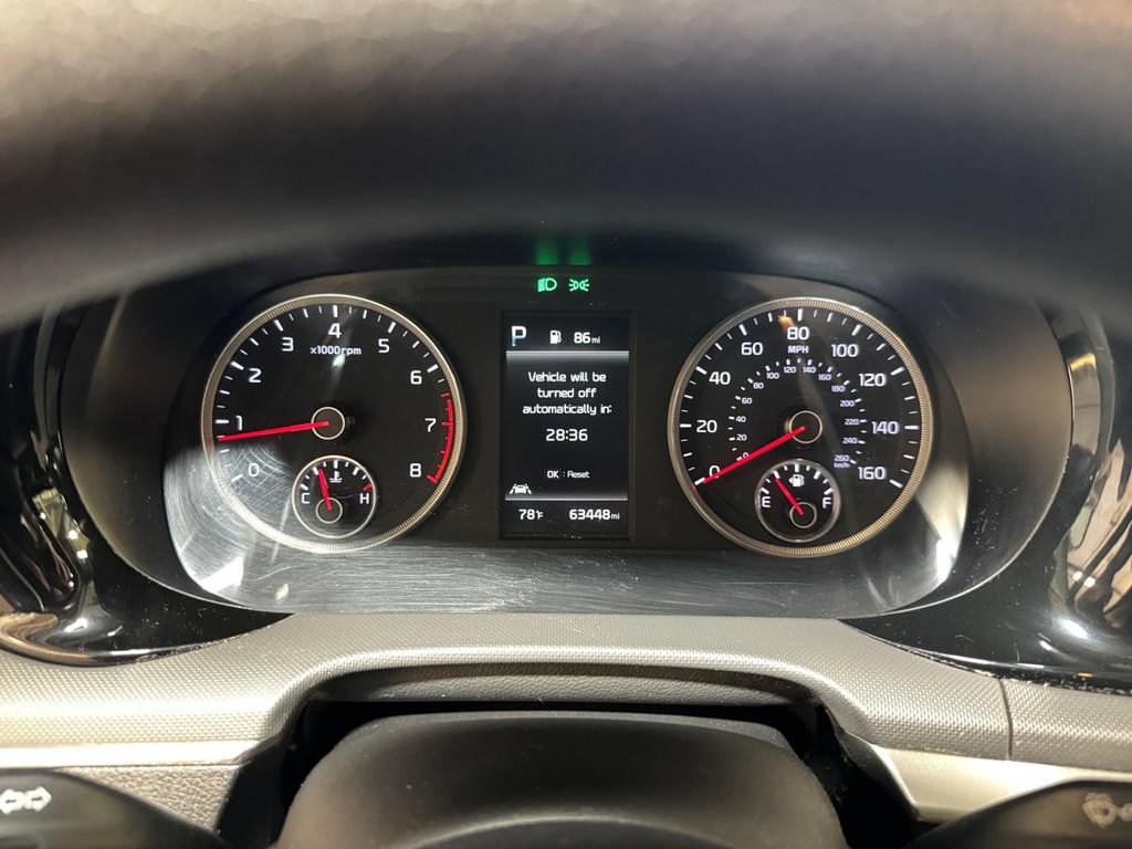 Used 2021 Kia K5 LXS FWD image 16