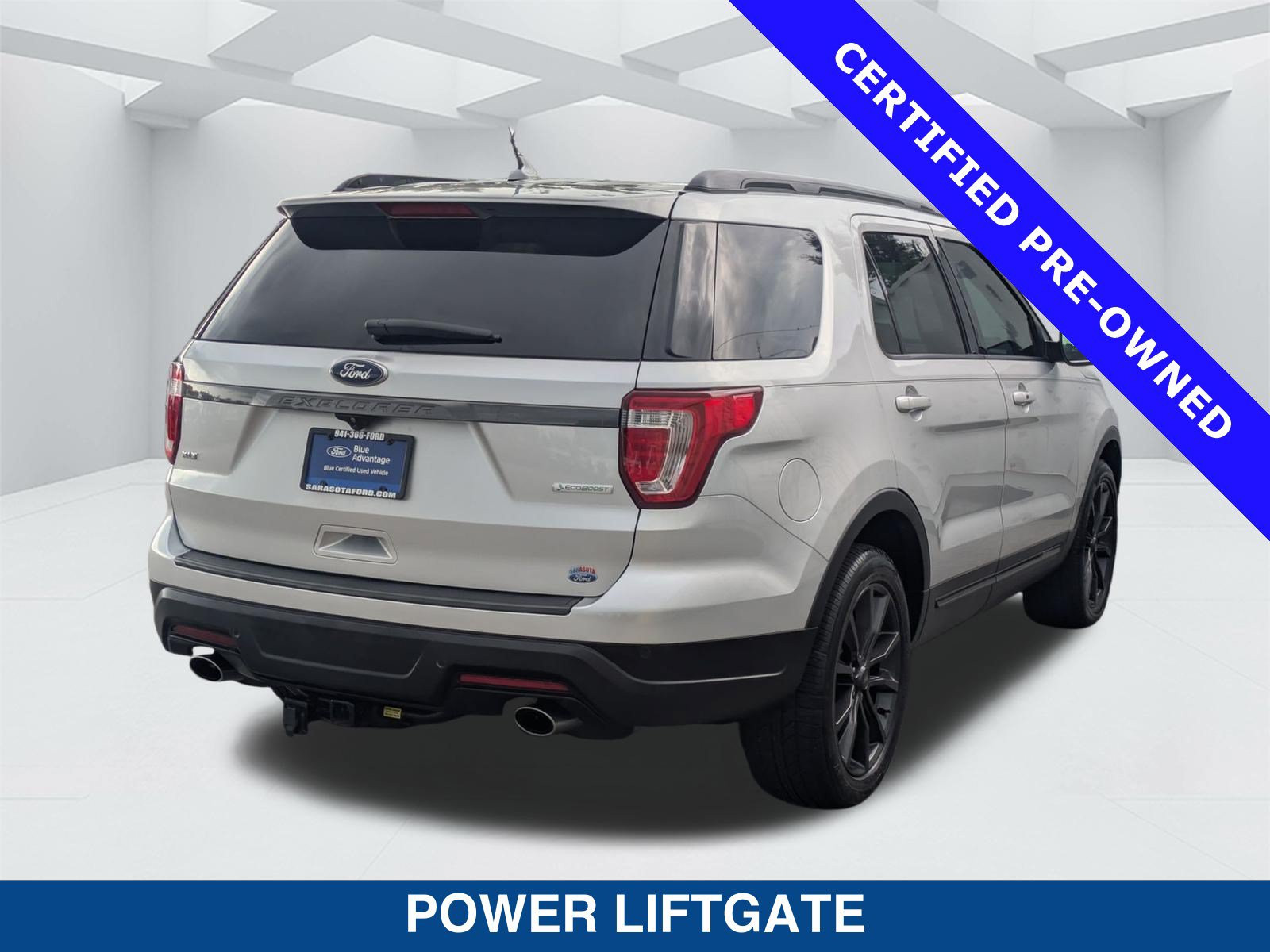 Certified 2019 Ford Explorer XLT w/ Equipment Group 202A FWD image 5