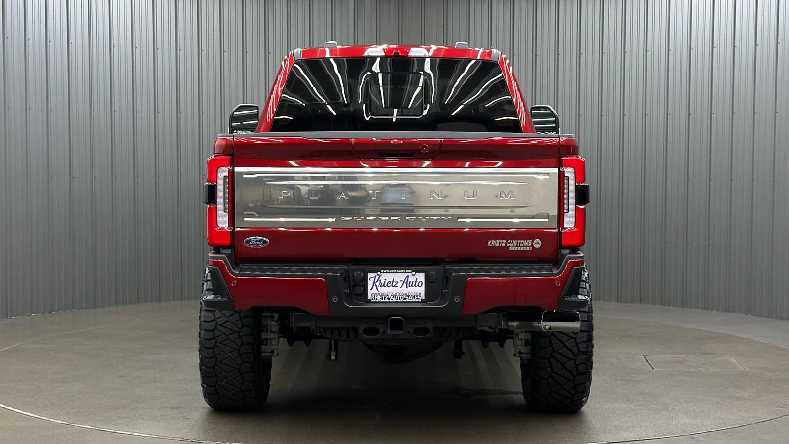 Used 2025 Ford F250 Platinum w/ Platinum Plus Package AWD/4WD image 4