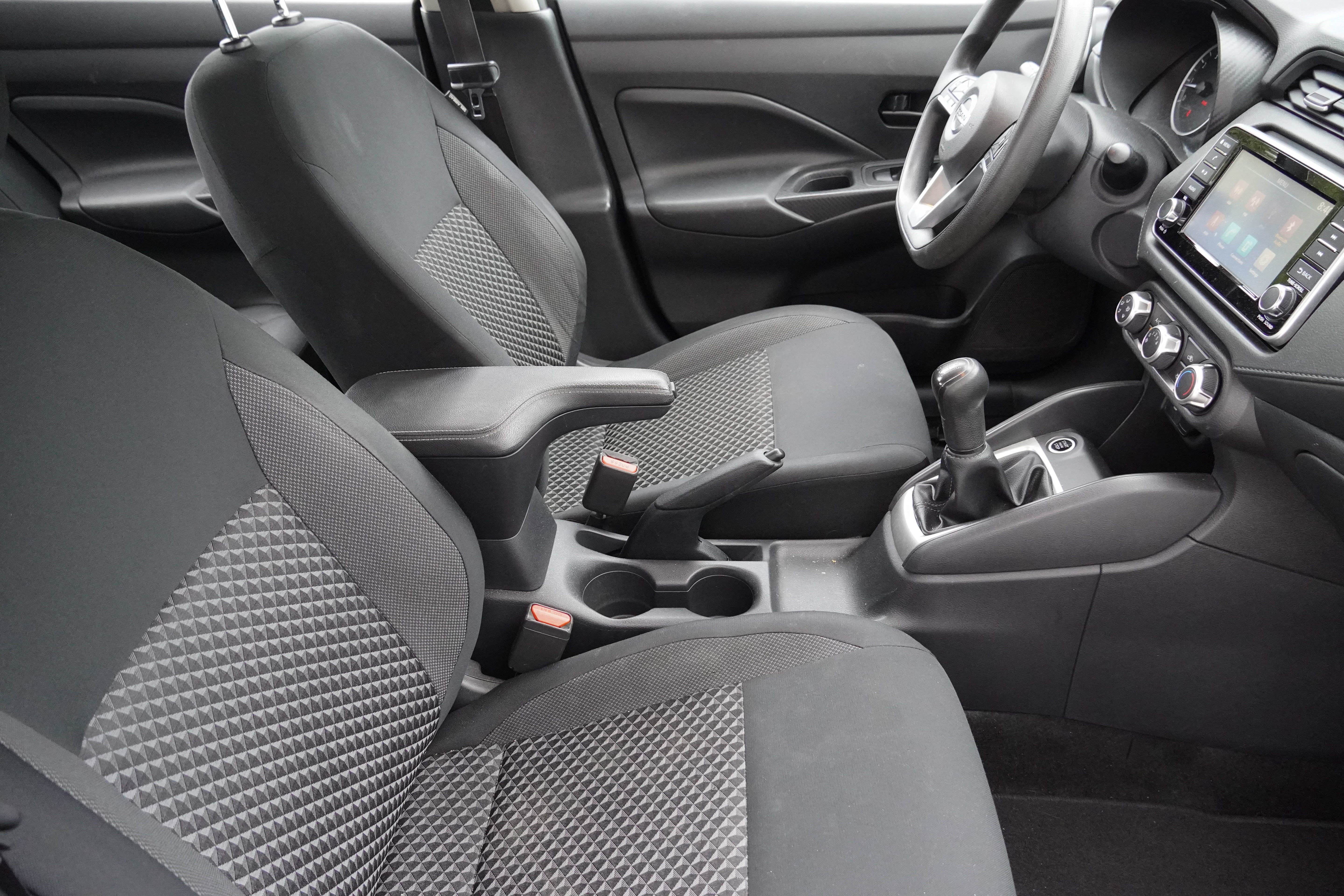 Used 2020 Nissan Versa S FWD image 12