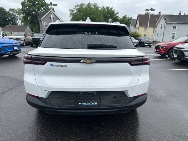 New 2026 Chevrolet Equinox EV LT FWD image 4