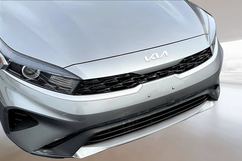 Used 2023 Kia Forte LXS FWD image 28