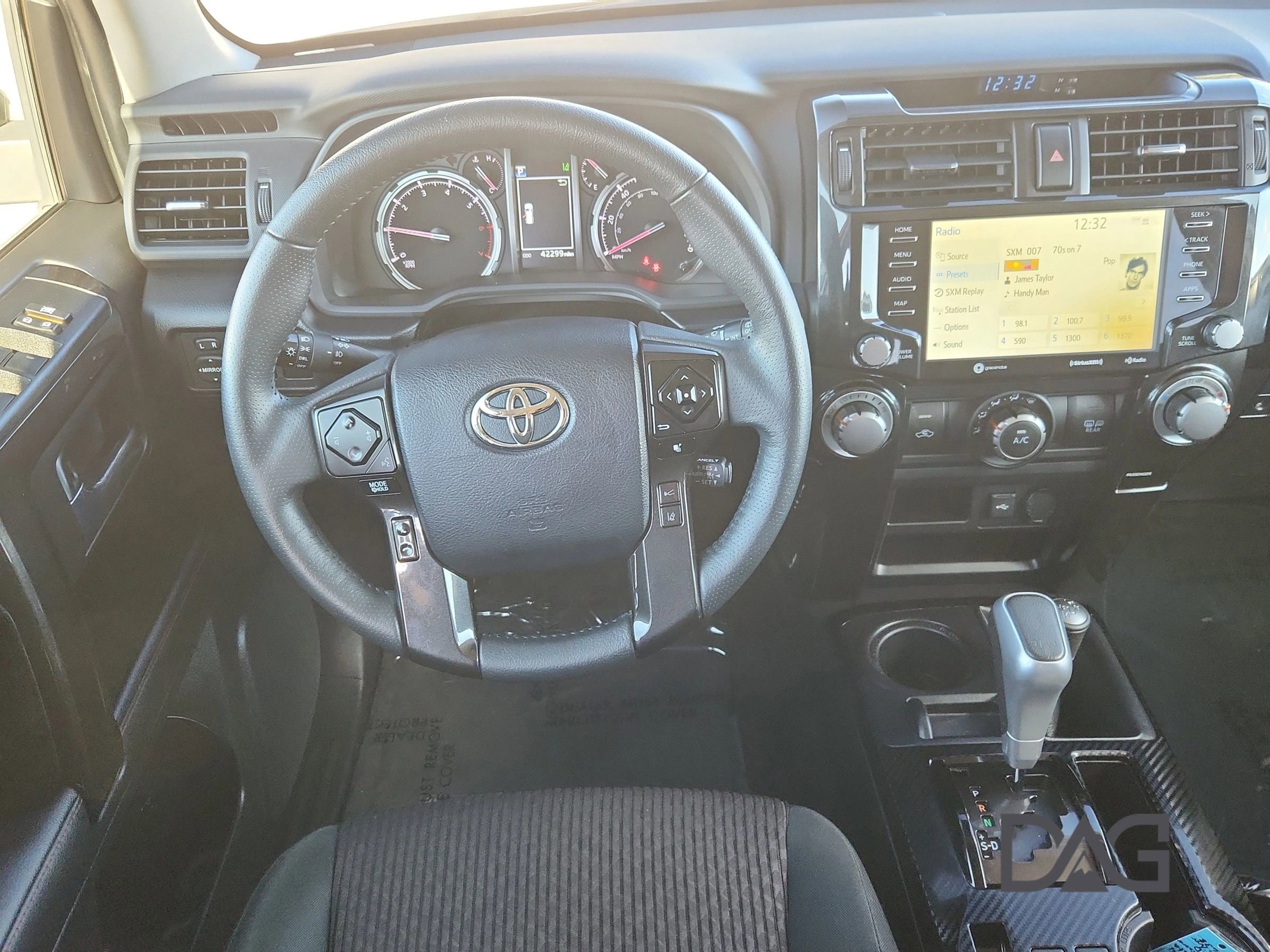 Used 2024 Toyota 4Runner TRD Off-Road image 18