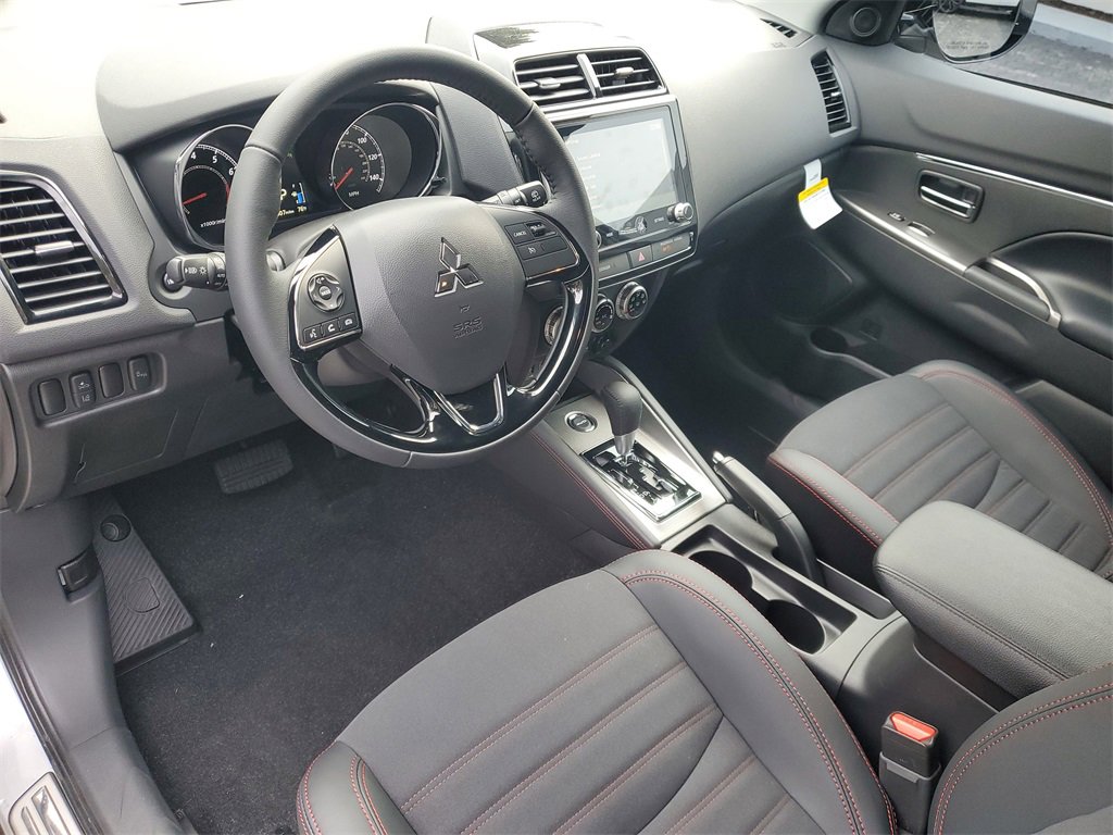 New 2025 Mitsubishi Outlander Sport SE image 14