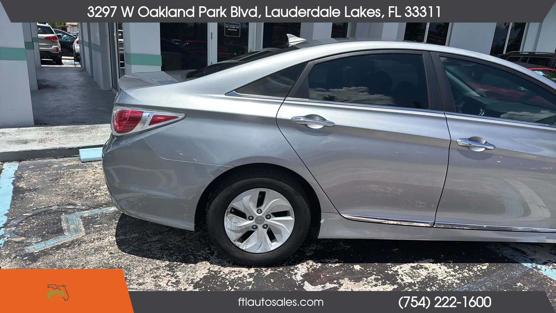 Used 2015 Hyundai Sonata Hybrid FWD image 16