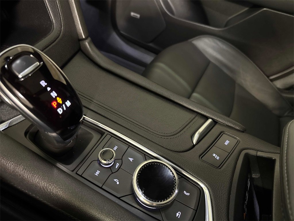 Used 2023 Cadillac XT6 Premium Luxury image 21