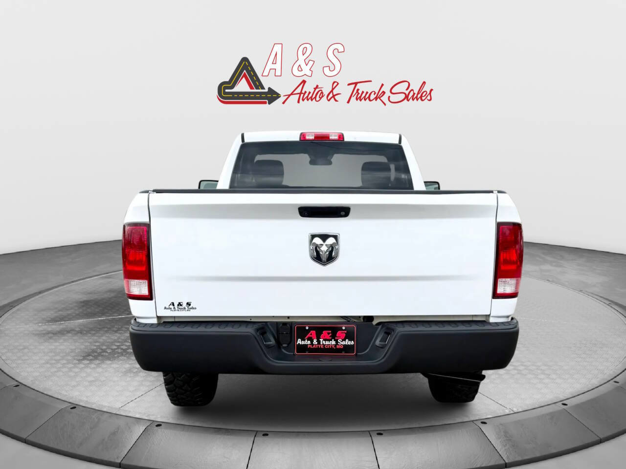 Used 2017 RAM 1500 Tradesman w/ Power & Remote Entry Group AWD/4WD image 4
