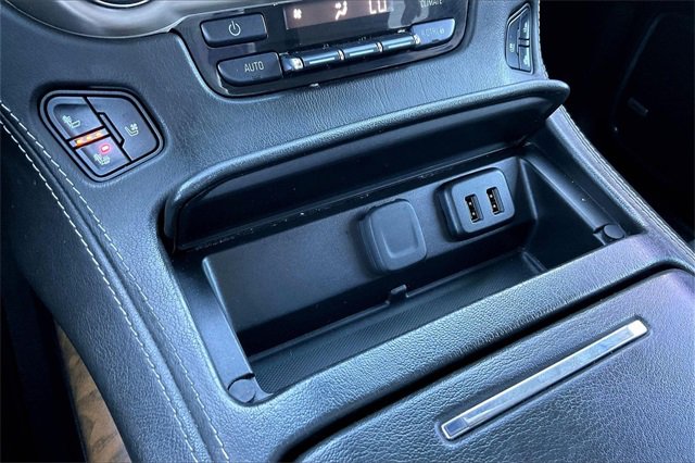 Used 2019 GMC Yukon Denali w/ Denali Ultimate Package image 24