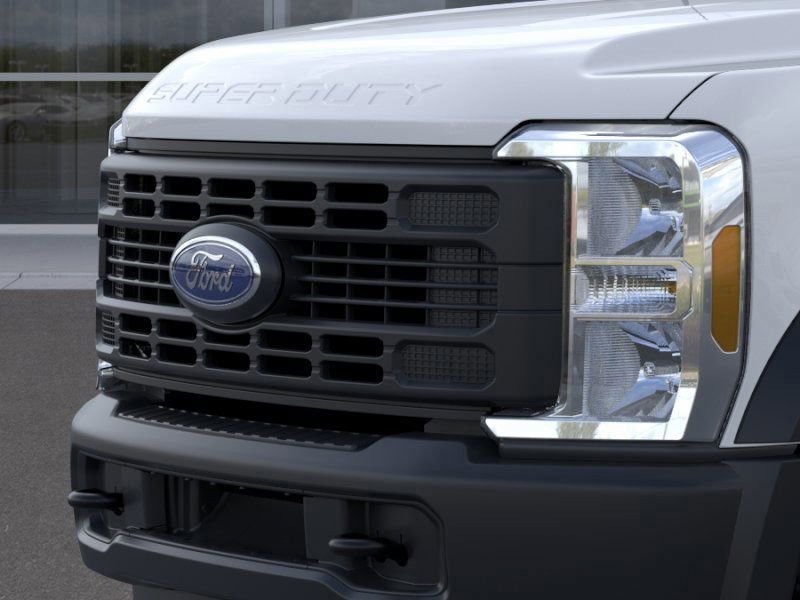 New 2026 Ford F550 4x4 Regular Cab Super Duty image 17