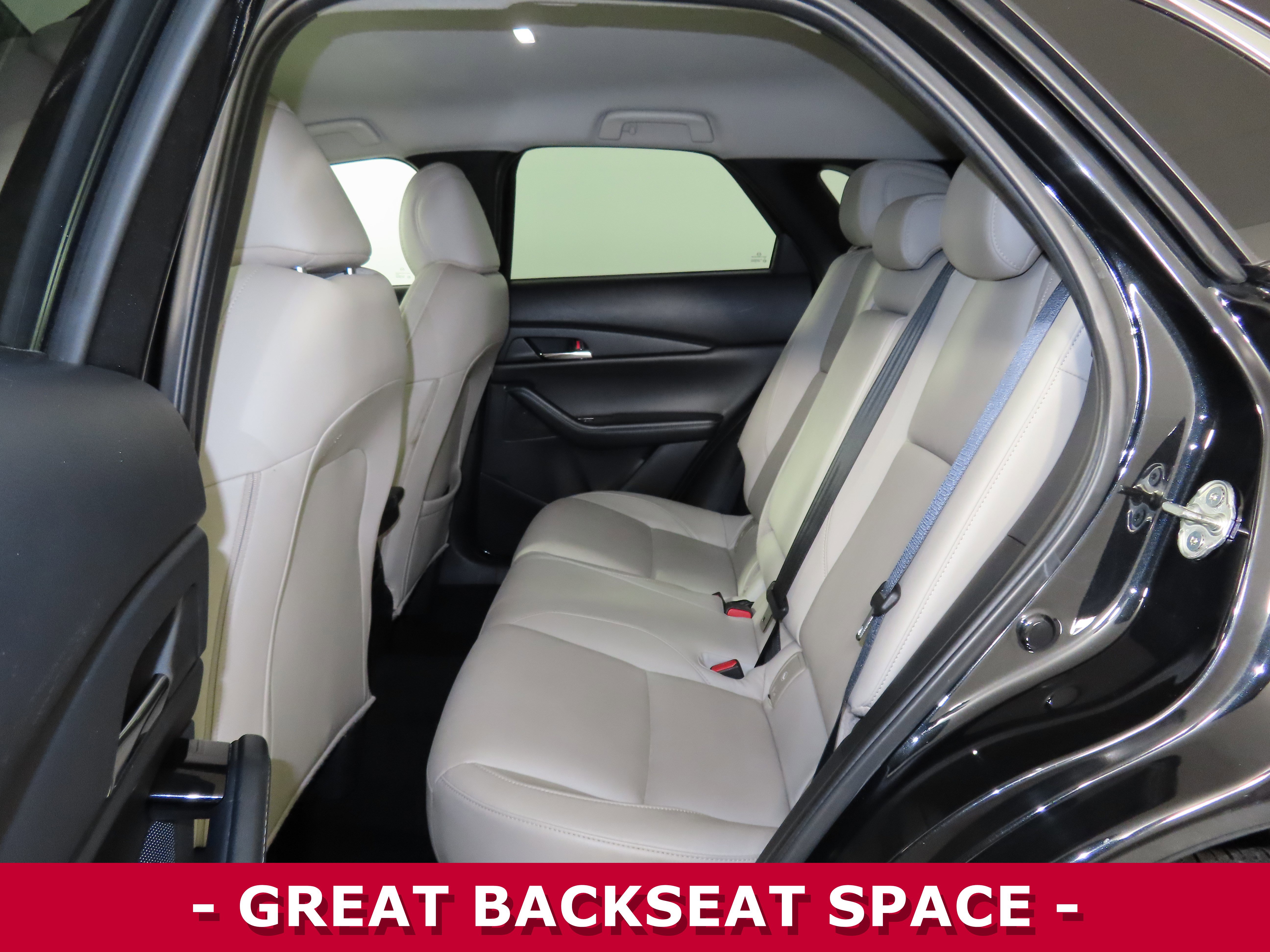 Used 2023 MAZDA CX-30 AWD 2.5 S w/ Preferred Package image 8