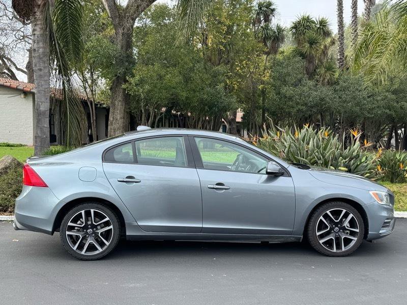 Used 2018 Volvo S60 T5 Dynamic w/ Vision Package FWD image 5