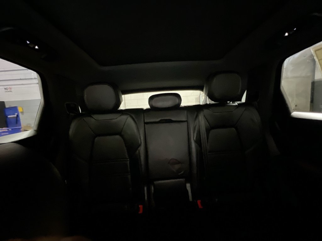 Used 2021 Porsche Cayenne AWD/4WD image 30