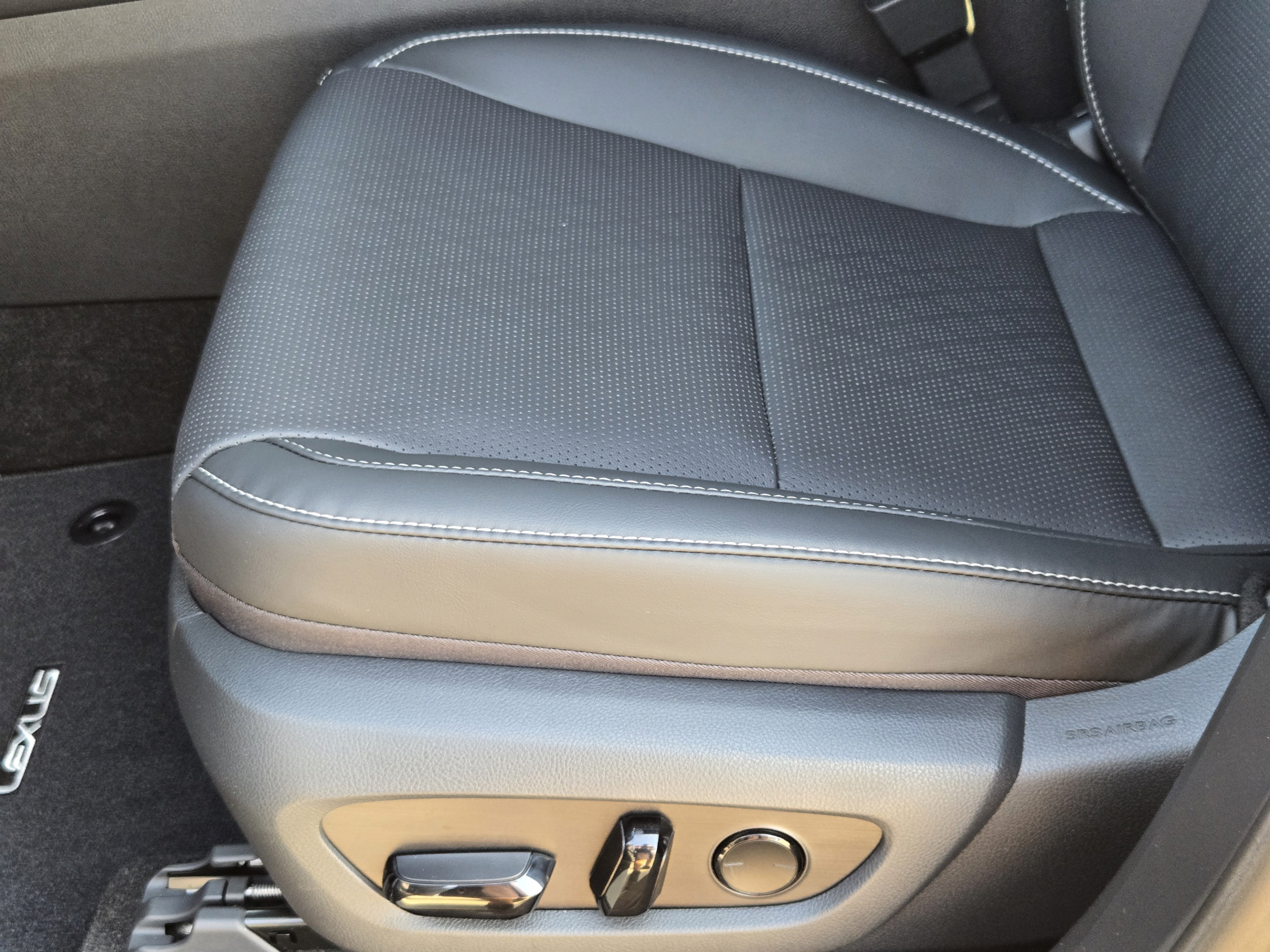New 2026 Lexus RX 350 Premium Plus w/ Accessory Package (Z1) FWD image 12